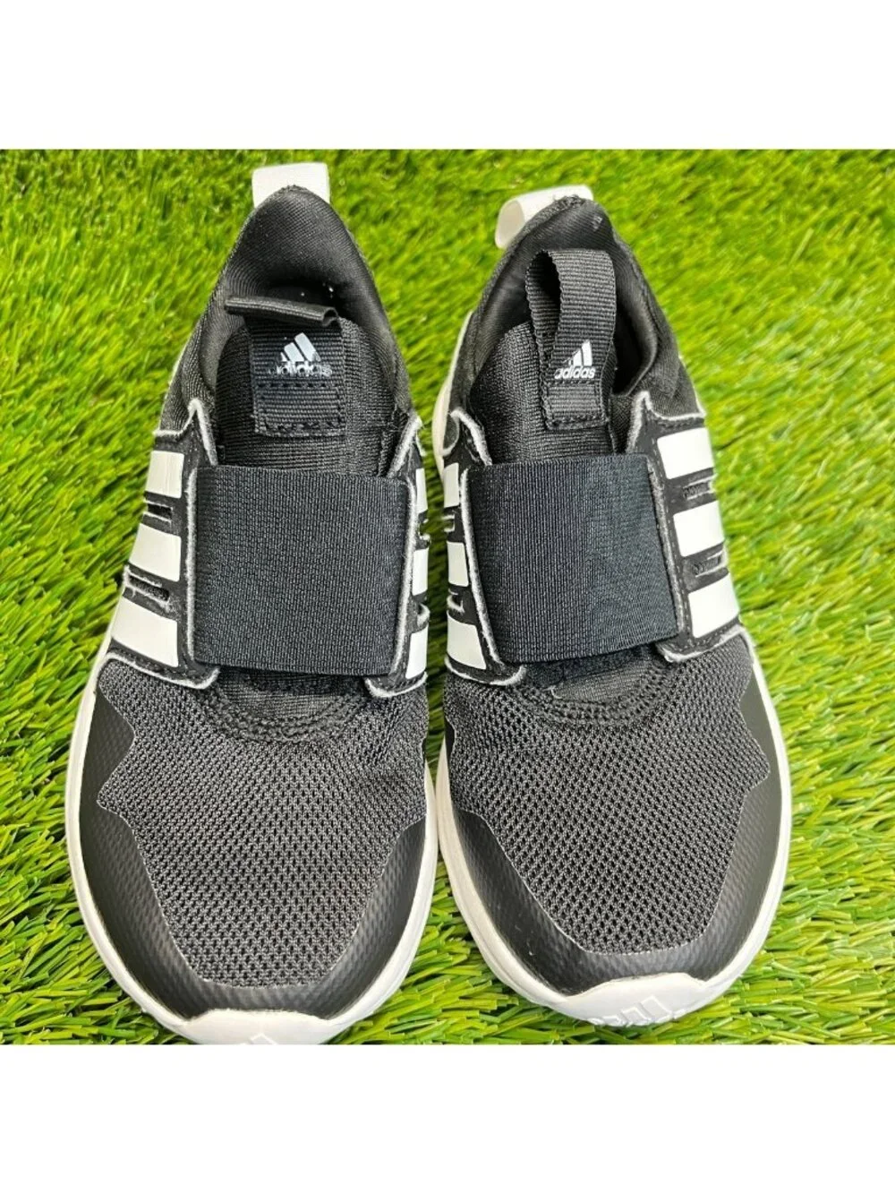 Adidas Activeride 2.0 Boys Size 11K Black White Athletic Running Shoes Sneakers